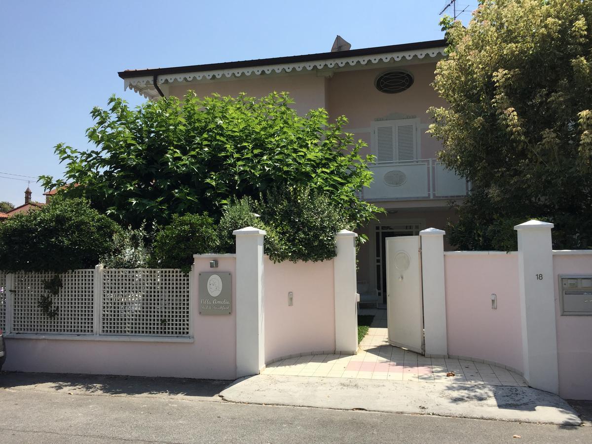 Villa Amelia Rooms Marina di Pietrasanta Exterior photo